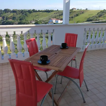 La Dolce Bed & Breakfast